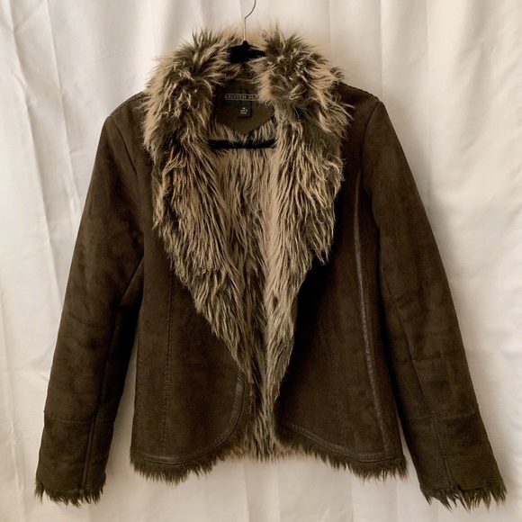 Kristen Blake Jackets & Blazers - EUC- Kristen Black Faux Suede/Fur Lined Coat!!
